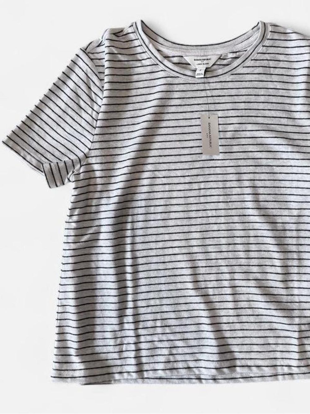 Banana Republic Linen Blend Striped Tee NWT Small Crewneck